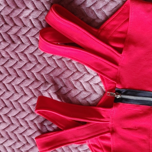 Red Cocktail dress - Picture 2 of 4